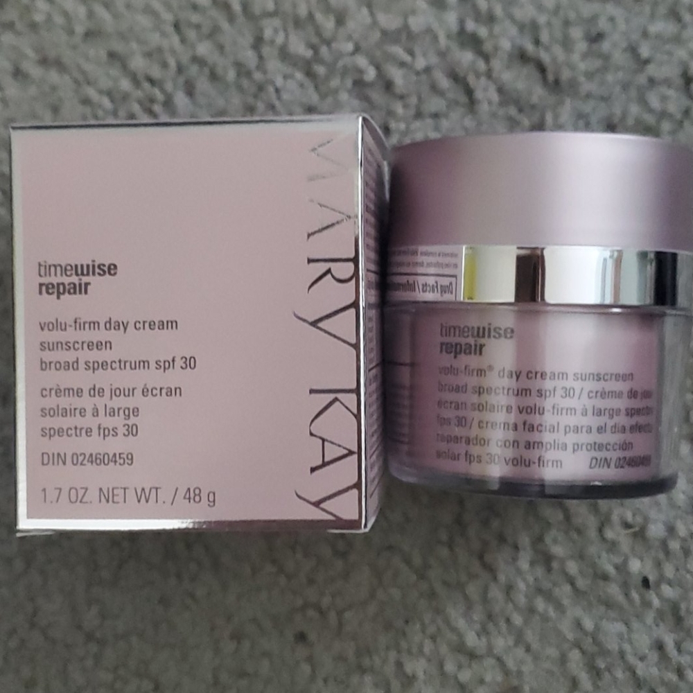 🧴NIB TimeWise Repair Volu-Firm Day Cream🧴